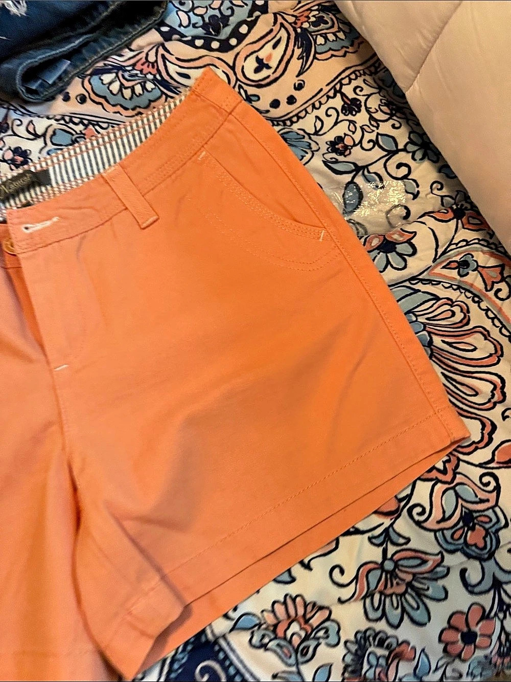 NWOT Natural Reflections Orange Bermuda Shorts Size 4 Like New